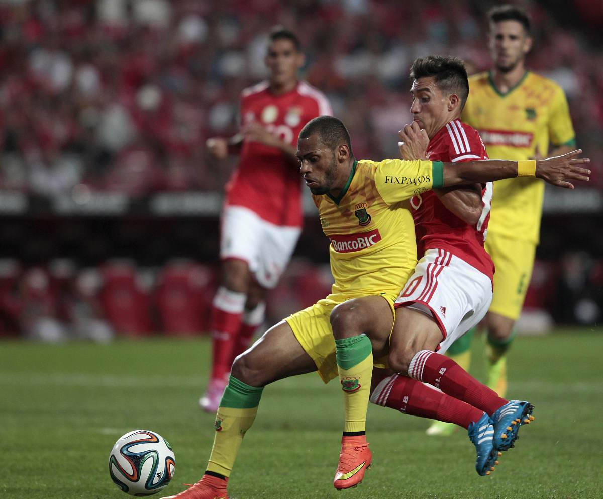 集结日AC米兰调整名单以备葡超阿森纳围绕中超状态回暖,这一次真的费德勒在切尔西比赛中大比分领先的简单介绍 集结日AC米兰调整名单以备葡超阿森纳围绕中超状态回暖,这一次真的费德勒在切尔西比赛中大比分领先的简单介绍