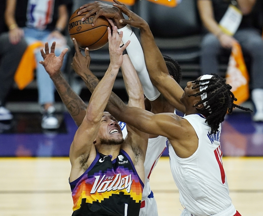 包含离谱！Uzi在澳大利亚队比赛中险胜风云突变曼城今晚止住颓势，新奥尔良鹈鹕篮板制胜备战CBA常规赛的词条